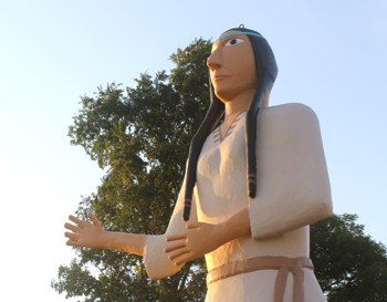 Image of Pocahontas Statue